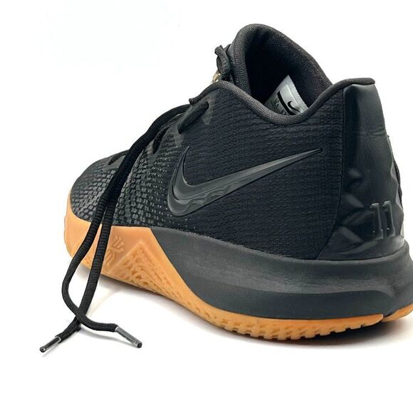 Nike Kyrie Flytrap 'Black' - Picture 6 of 11
